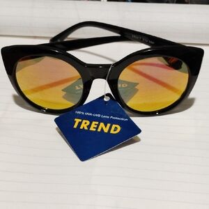 Foster Grant Black Sunglasses with Orange Lenses